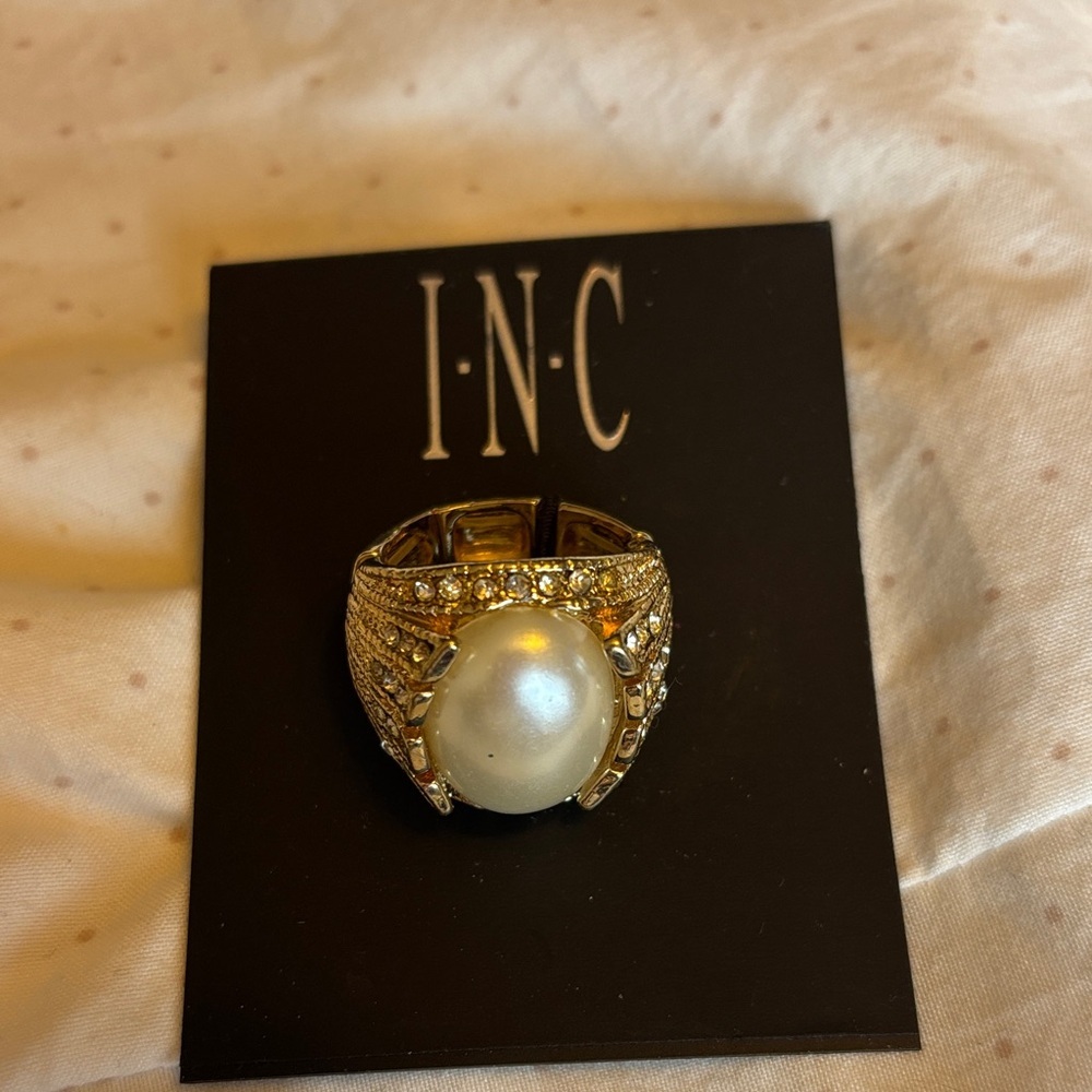 INC International Concepts Gold and White Pearl Ring